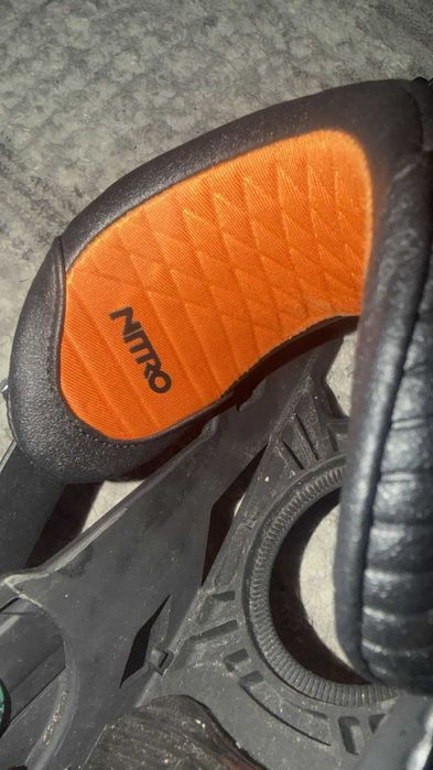Wiązania snowboardowe NITRO Zero Nitros Shaka Brah M