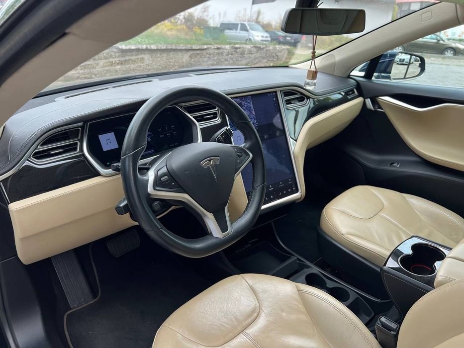Tesla Model S!! В кредит БЕЗ АВАНСУ