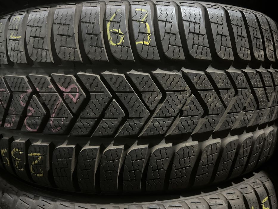 235/45 R17 Pirelli Sottozero 3 шини б/в зима Пара