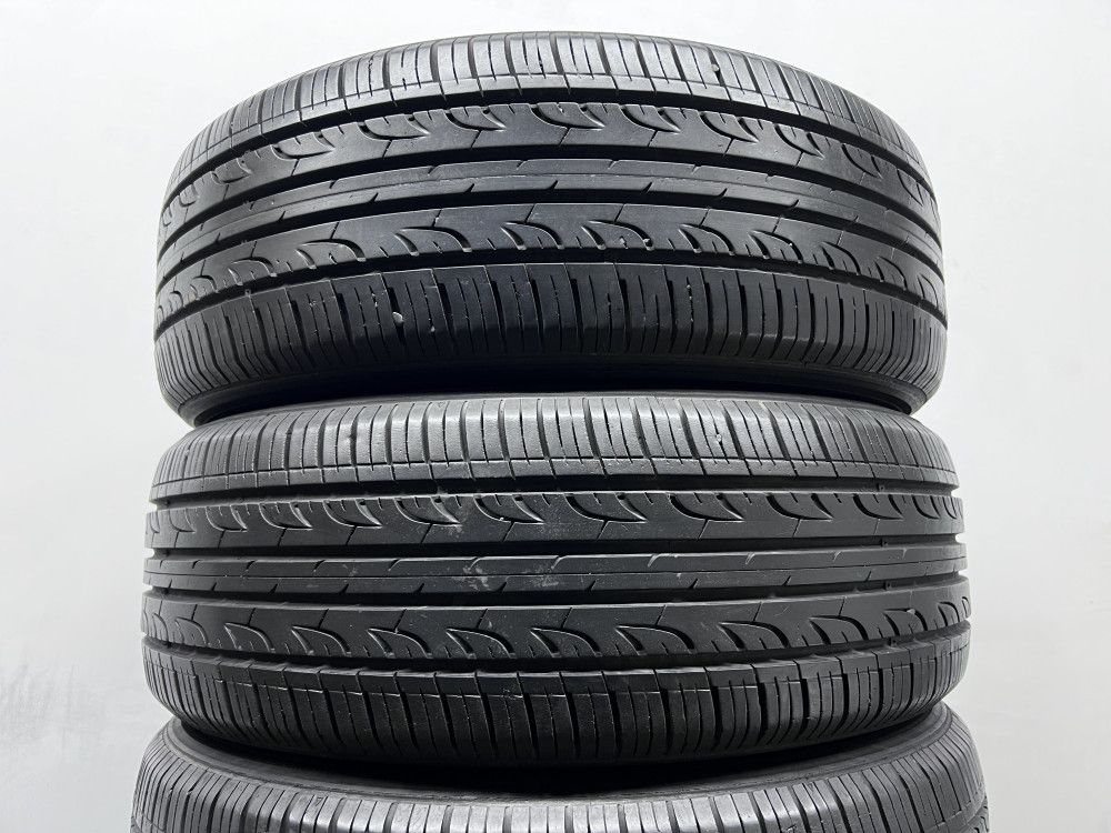 4шт літо 205/55/R17 7мм Kumho Solus KH25