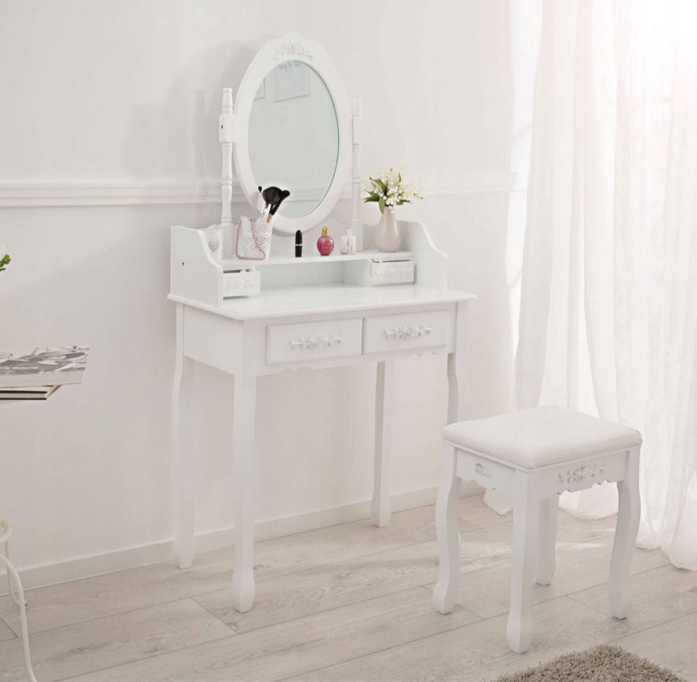 Косметичний туалетний столик з дзеркалом і елегантним табуретом