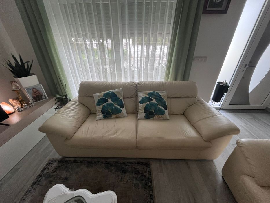 Sofas em pele sintetica