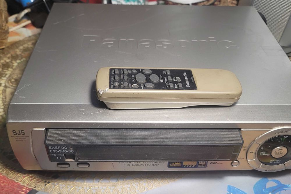 Видиомагнитафон,,Panasonic NV-J30EE,Japan, статуэтка, sharp