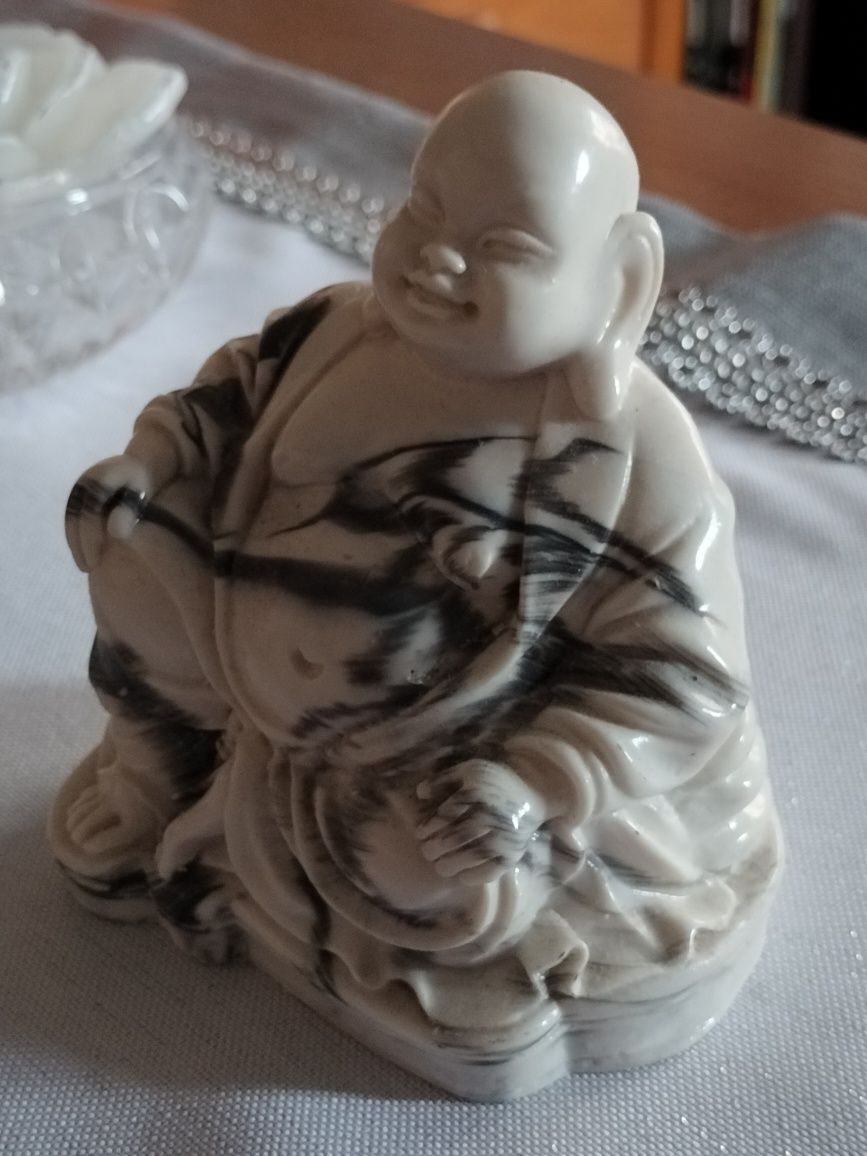 Budda wys. 14 cm