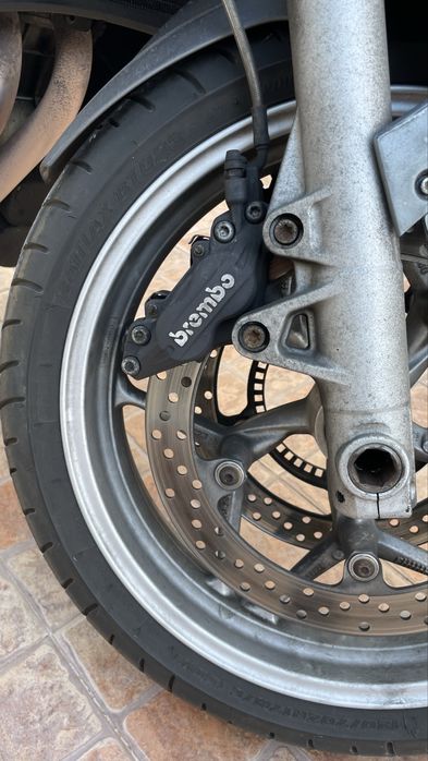 Bmw f800st.