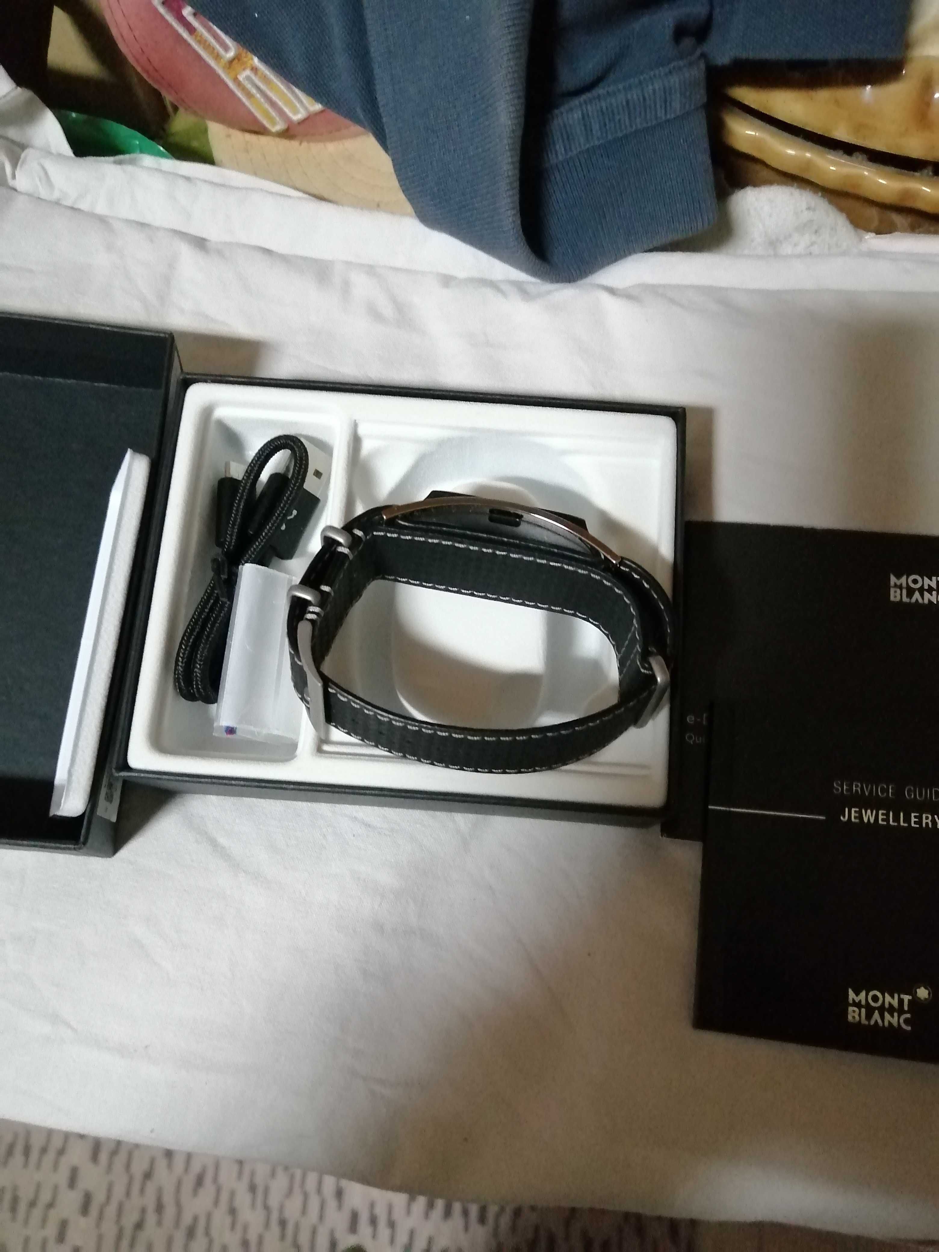 Montblanc Timewalker E-strap bracelet Black calf strap 22.0