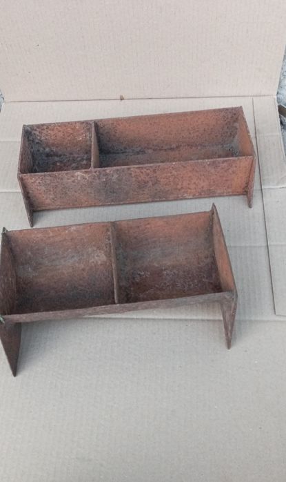 Кормушки металлические