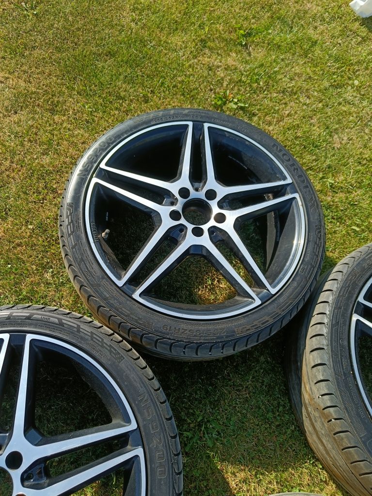 Felgi 19" 5x112 Mercedes-Benz E-Klasse  Mythos Black Diamond.
19"