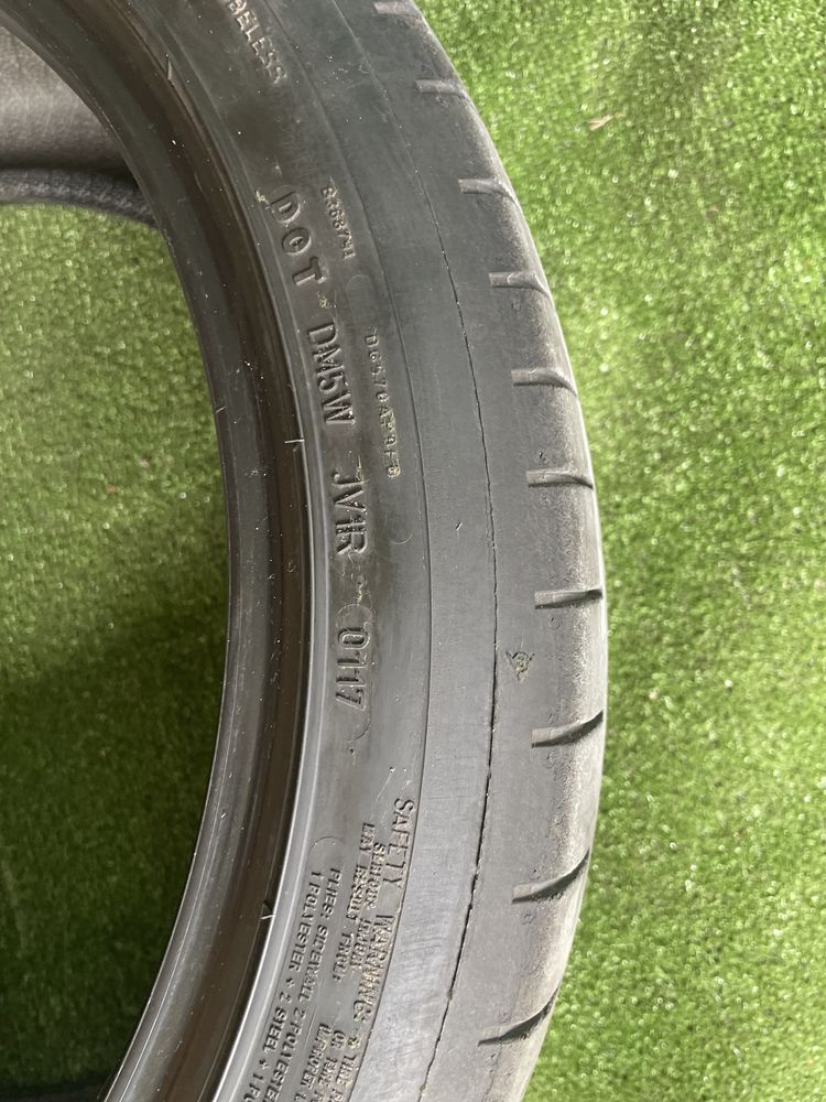 Opony Letnie 255/40ZR19 Dunlop