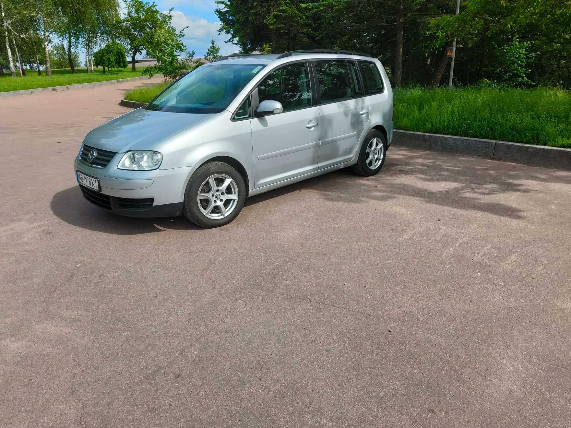 Volkswagen TOURAN 2.0 TDI 2006р автомат DSG6