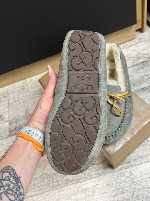UGG мокасины с мехом, оригинал, размер 37 (US 4.5)
