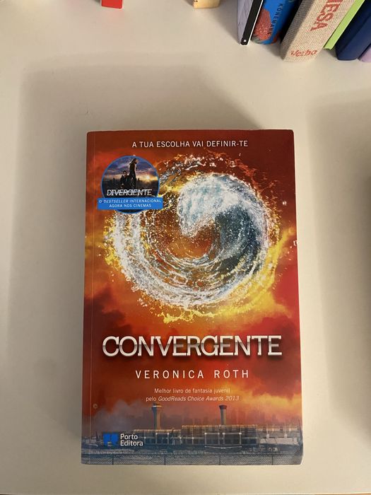 Coleção de dois livros Insurgente e Convergente
