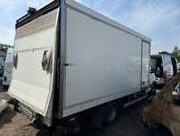 Iveco Daily 06 zabudowa chlodnia z winda MBB i agregatem 1000K Mitsubishi
