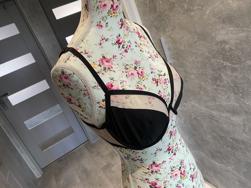 Nowy biustonosz 70 E Victoria’s Secret stanik 70E