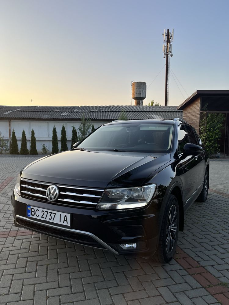 Продам Volkswagen Tiguan SEL