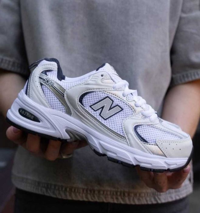 кросівки  жіночі New balance