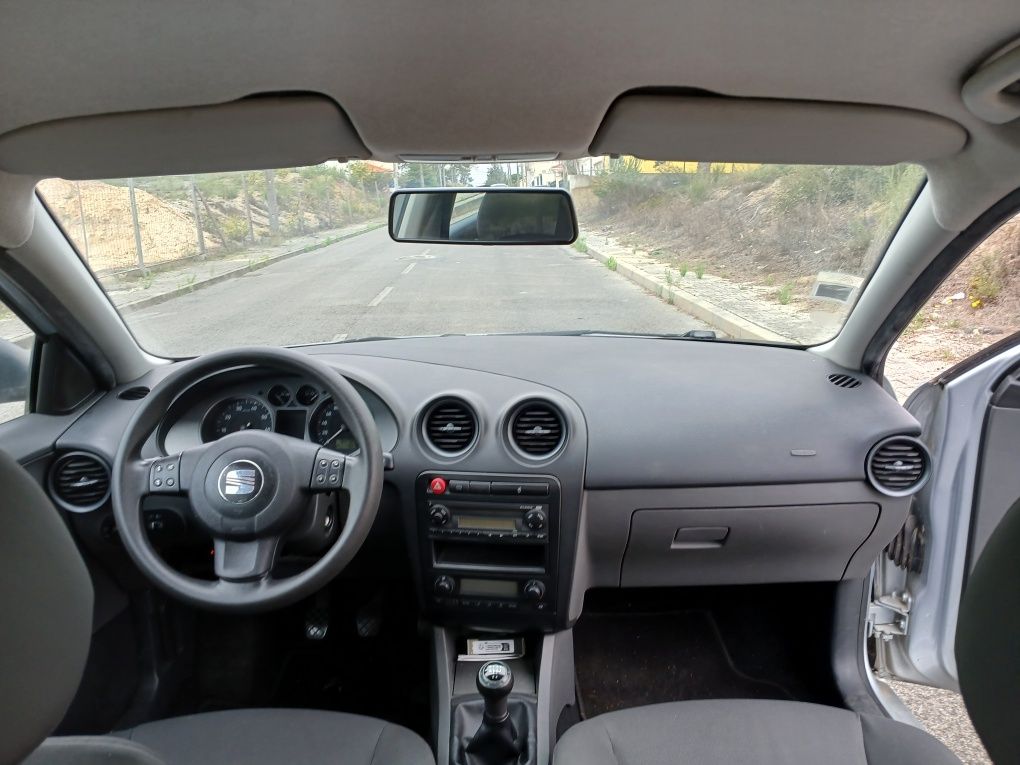 Seat Ibiza 1.2 poucos kms "Oportunidade "
