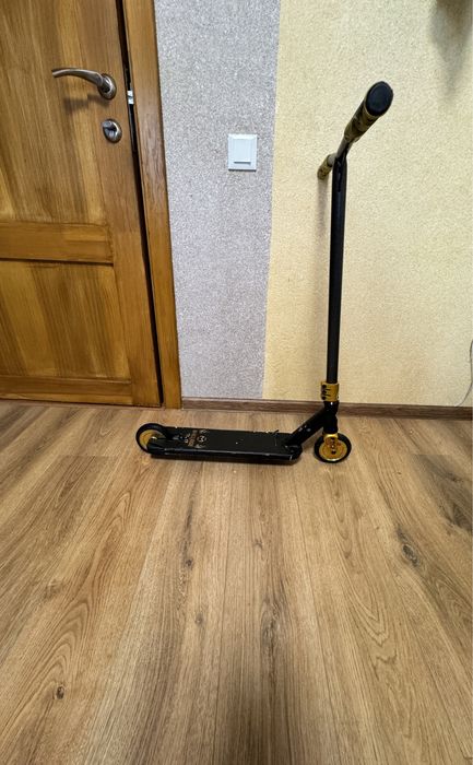 Трюковий самокат Maraton Wall Ride