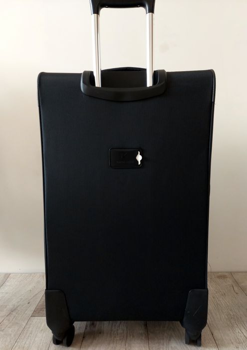 Валіза на колесах велика