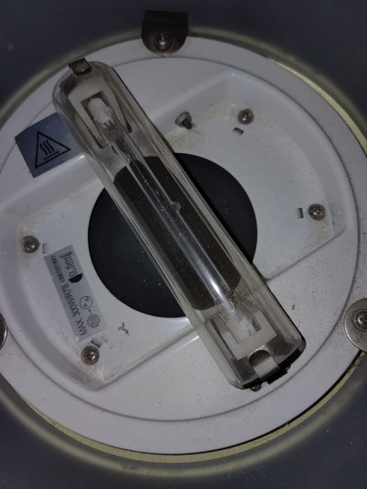 Lampa stojąca,  podłogowa złota