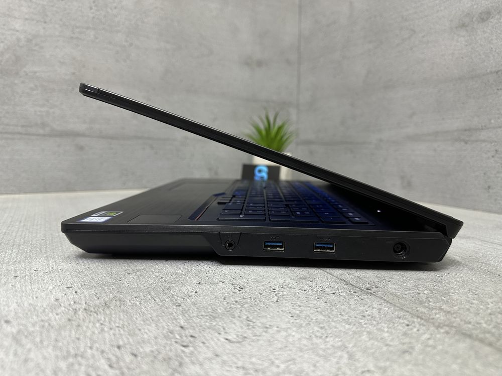 I7-8750H/15.6"/32gb ddr4/512 ssd/Потужний ноутбук Fujitsu/H780/Nvidia
