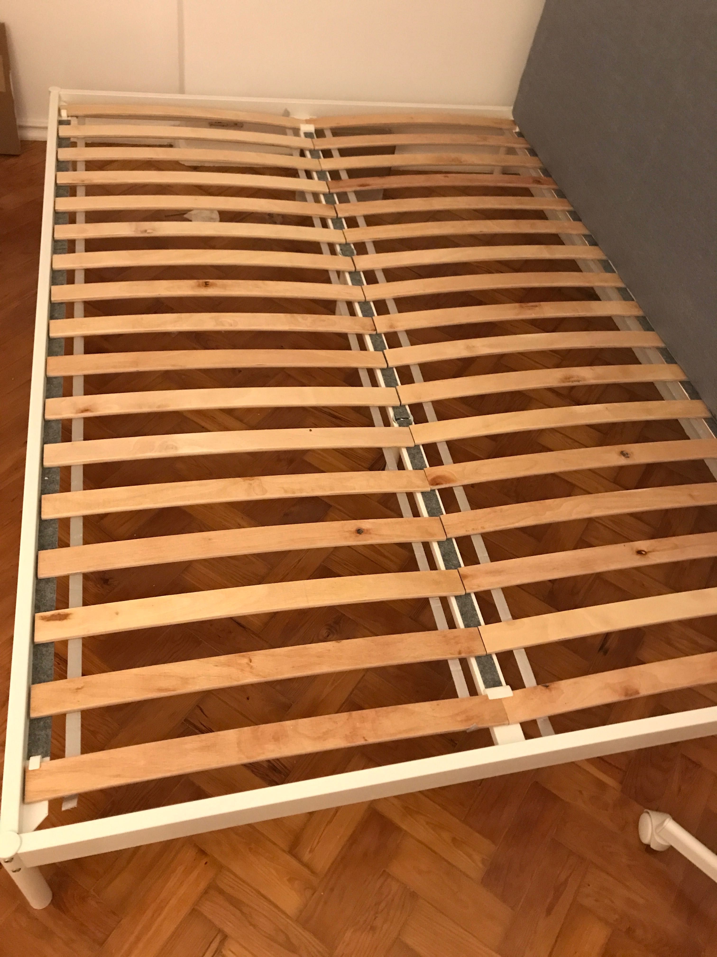 Estrutura da cama Ikea  inox Branca
