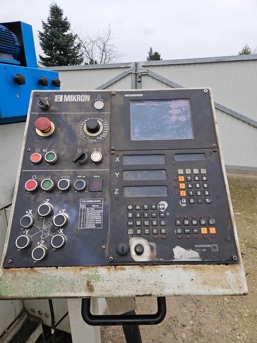 Frezarka narzędziowa Mikron z bogatym osprzętem