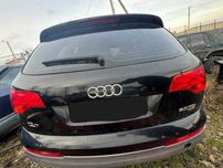 Кришка Багажника в зборі зі склом до Audi Q7 2002-2014