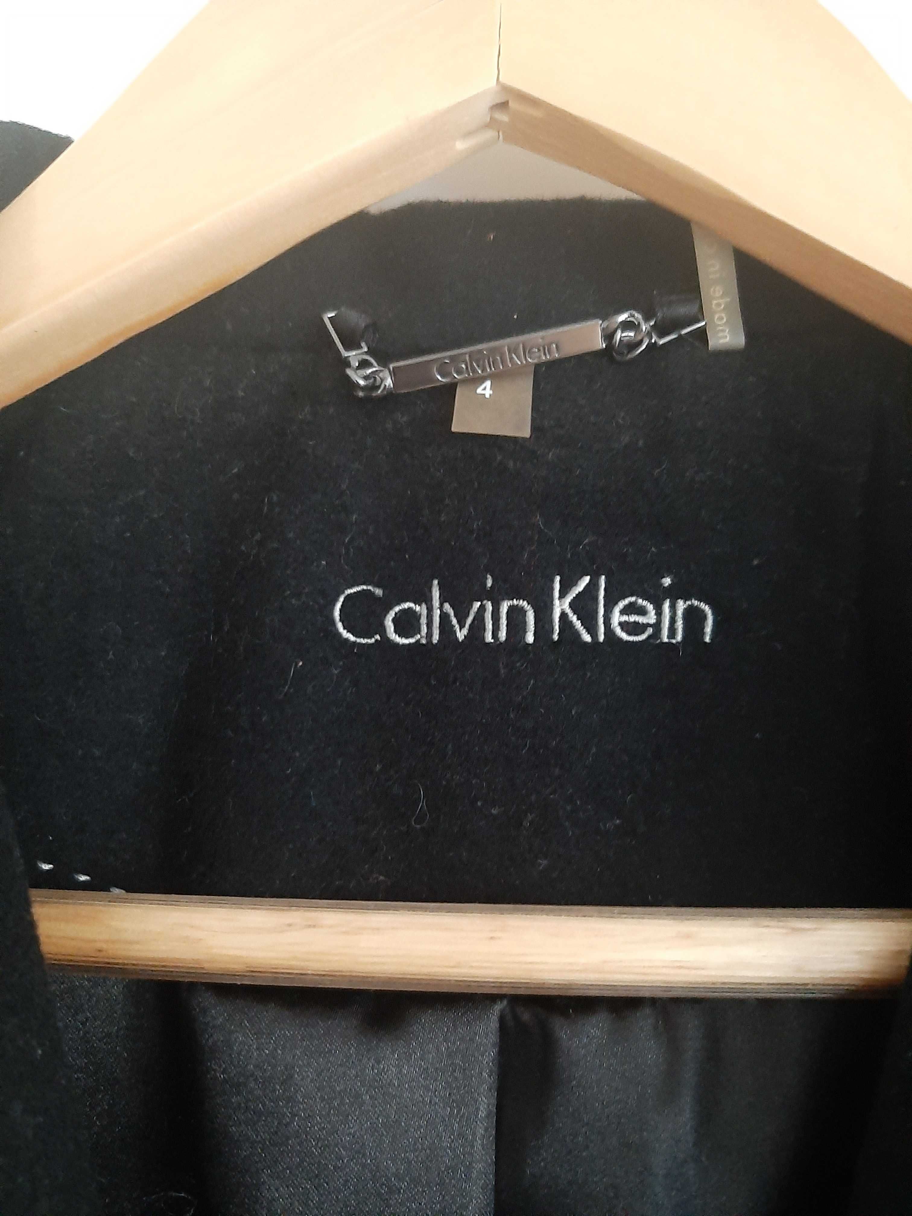 Wełniany płaszcz Calvin Klein 36