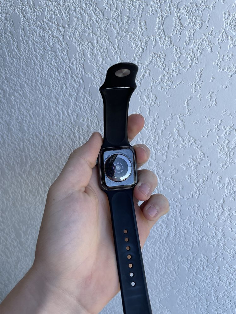 apple wach 44mm