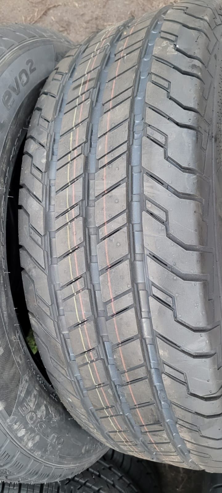 Nowe opony letnie Continental 235/65r16c 4szt +Gratis