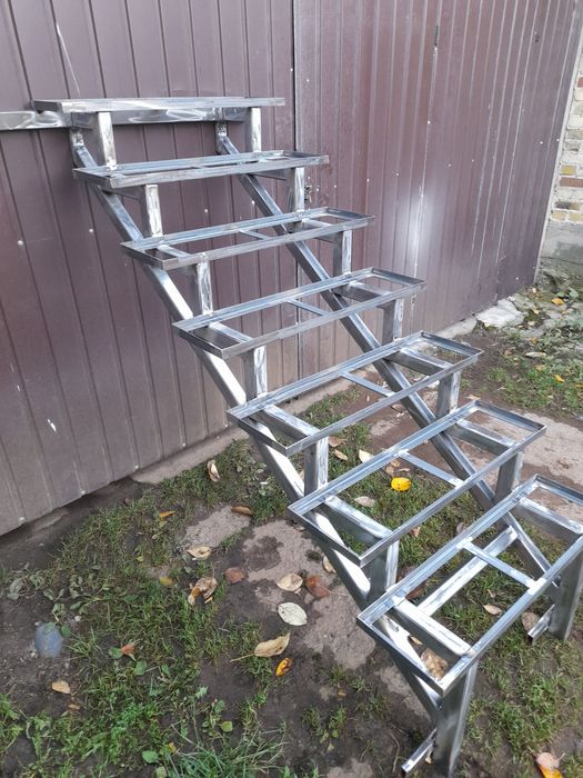 Schody metalowe typ zygzak