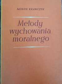 Książka "Metody wychowania moralnego"