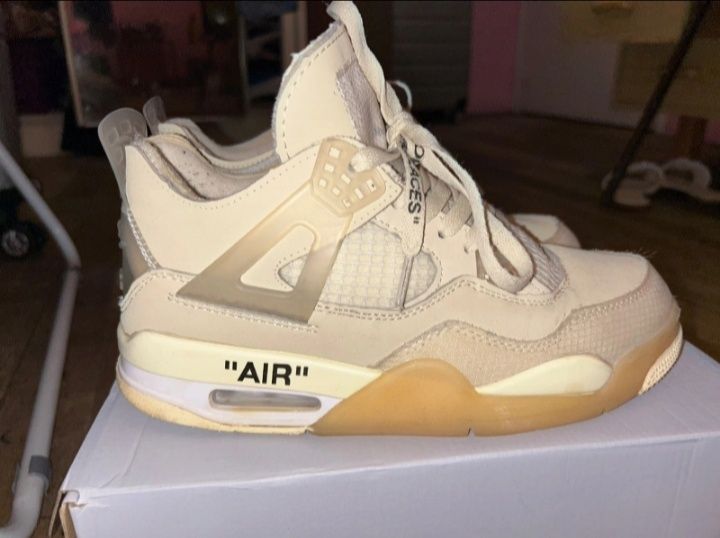 Jordan 4 Sail Off-White