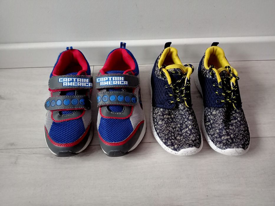 Adidasy 31 chłopięce buty Marvel Kapitan Ameryka czerwone niebieskie