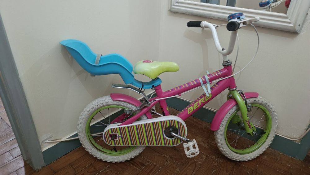Bicicleta Infantil 16” BERG – Rosa/Verde com Cadeirinha Traseira