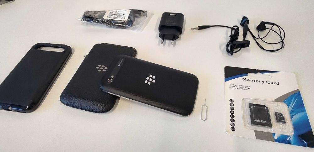 Czarny | BlackBerry Classic Q20 | 4G LTE | Bez BBID Oryginalny Komplet