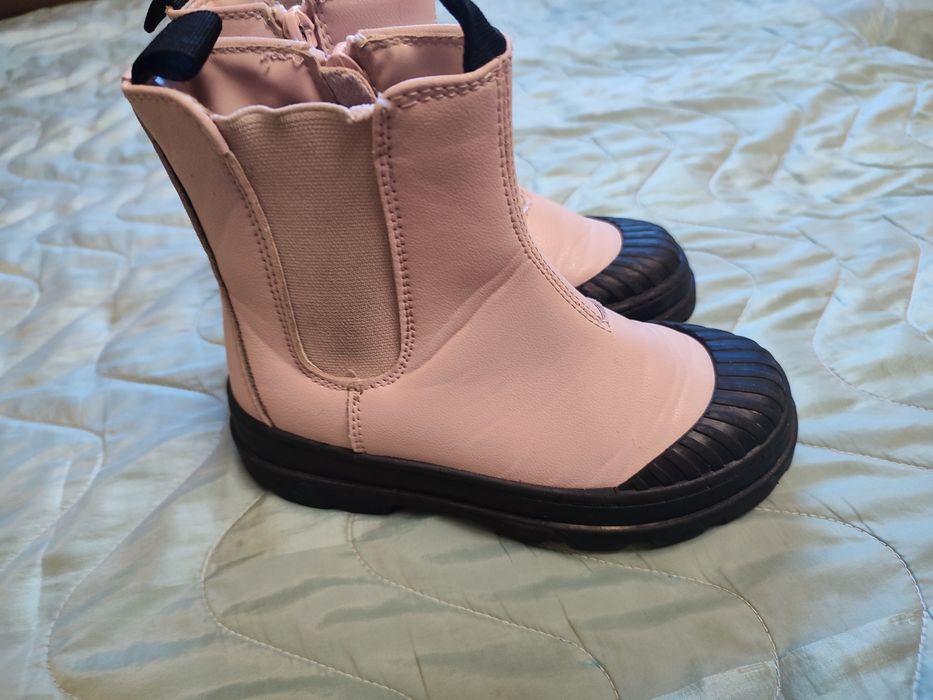 Шубка Zara для дівчинки на зріст 128