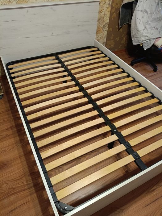 Продам ліжко 140*200 читайте опис!