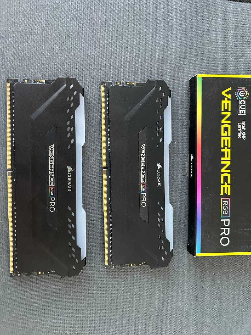 ОЗУ Corsair Vengeance RGB Pro DDR4 16GB (2x8) 3200MHz Ціна за комплект