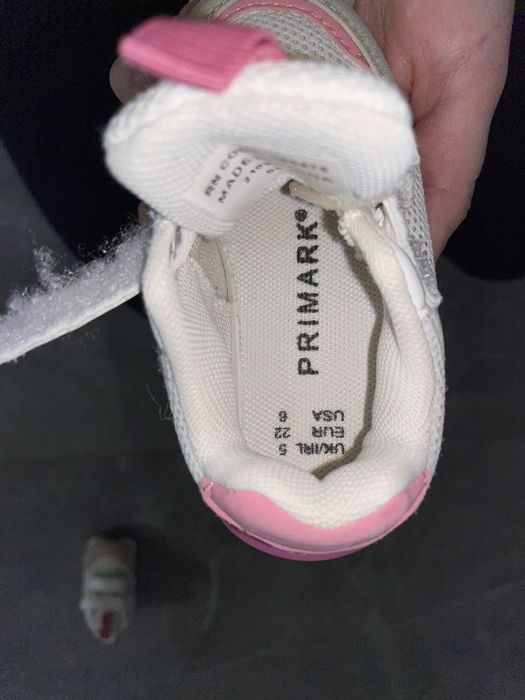 Кросівки дитячі primark 22 розміру (13,5-14см устілка)