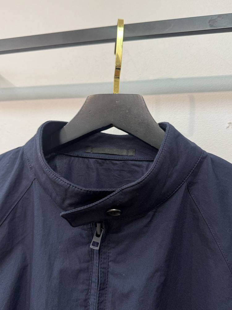 Бомбер-куртка Uniqlo