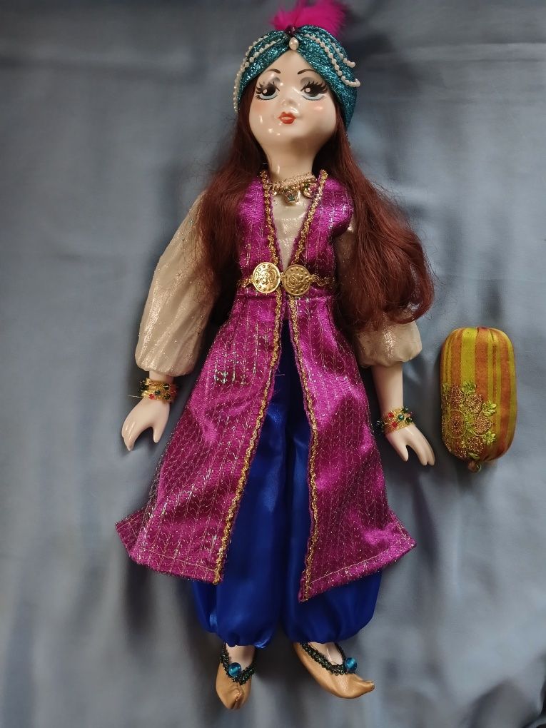 Порцелянова лялька Шахерезада
