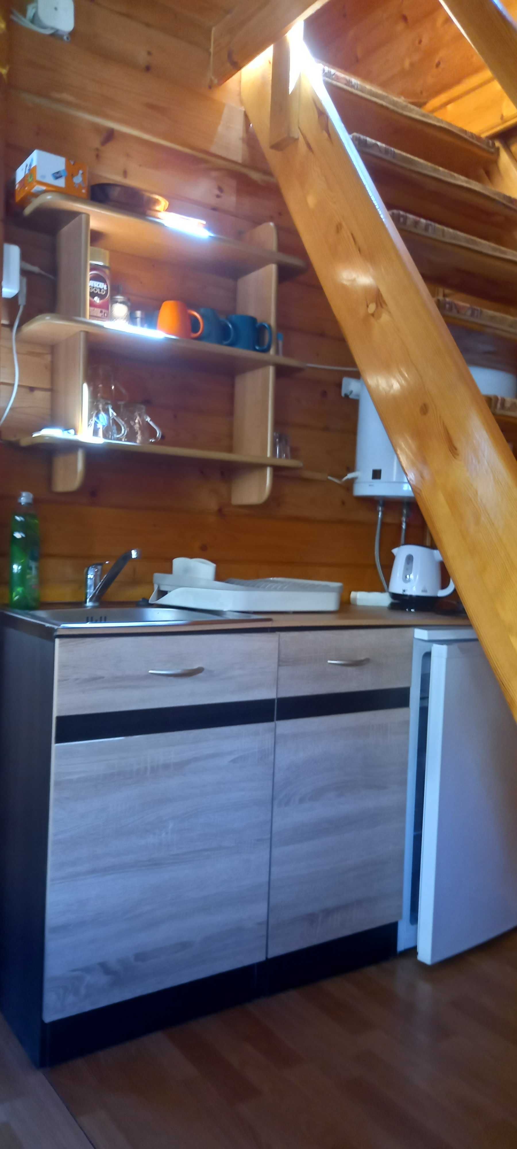 Domek  z widokiem na  zabytkowy Zamek .