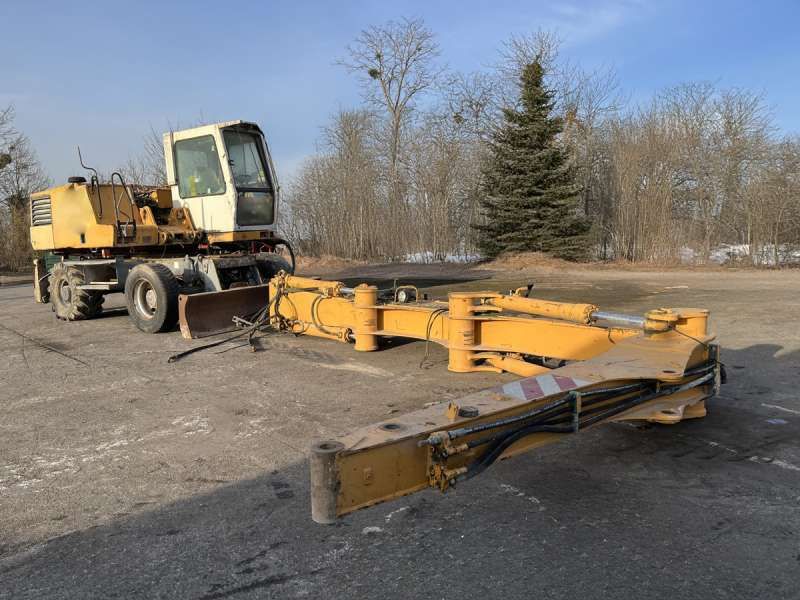 Escavadora Com Rodas LIEBHERR A316 - POUR PIECES