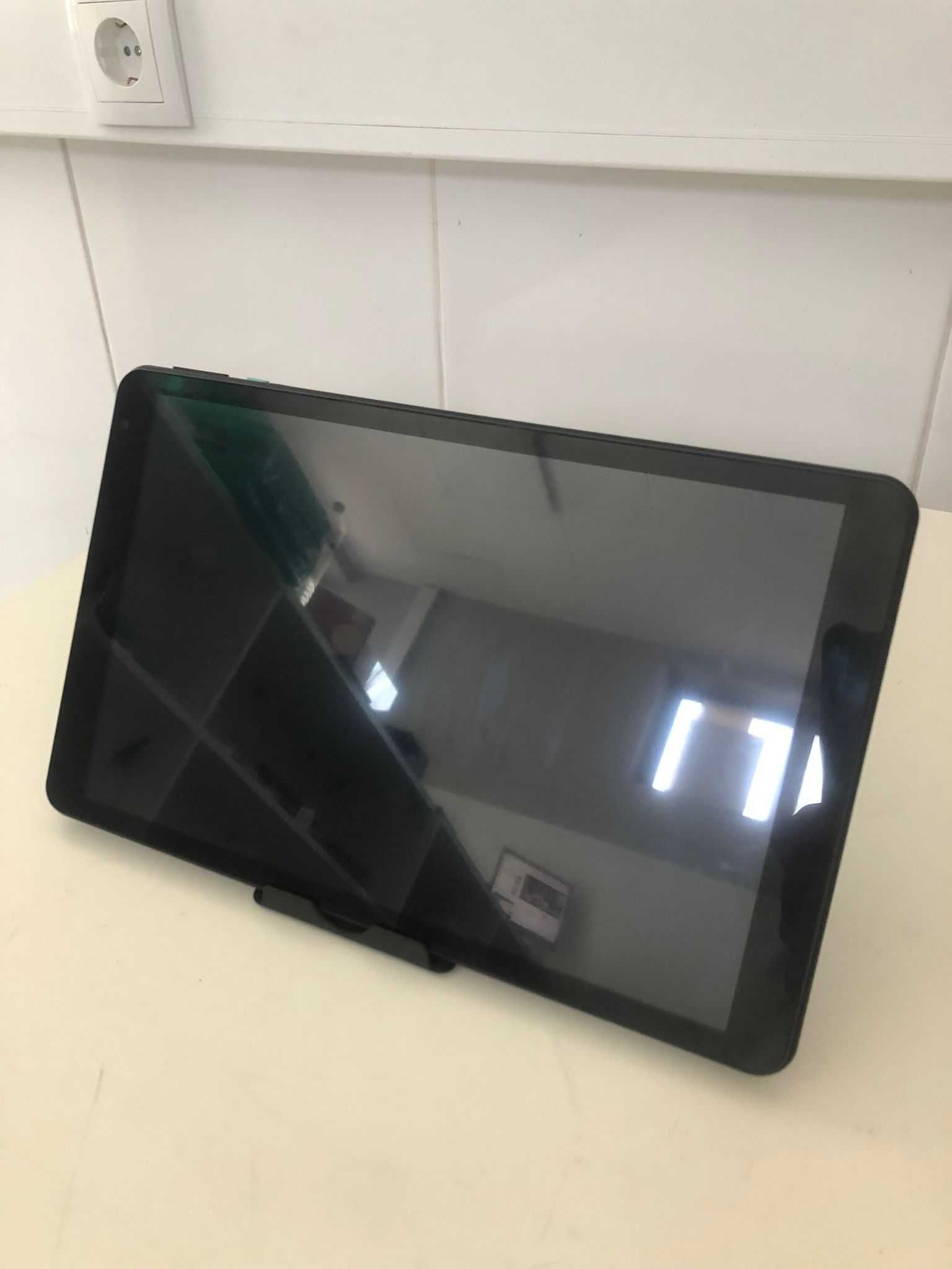 Tablet QILIVE Q10 - Quad Core - 2GB - 16GB