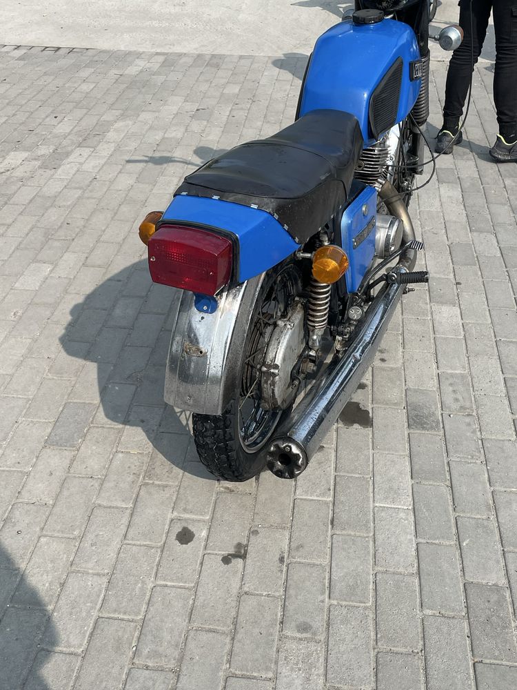 Продам Иж планета 5