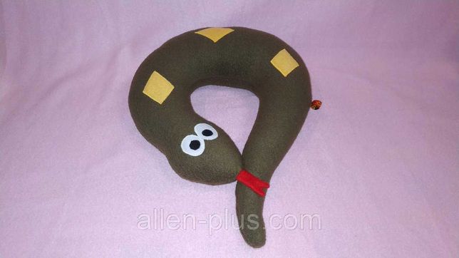 Мягкая игрушка-подушка ручной работы Змейка