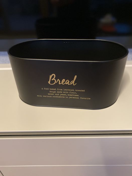 Chlebak z pokrywką  bambusową - deska do krojenia, czarny Altom Design