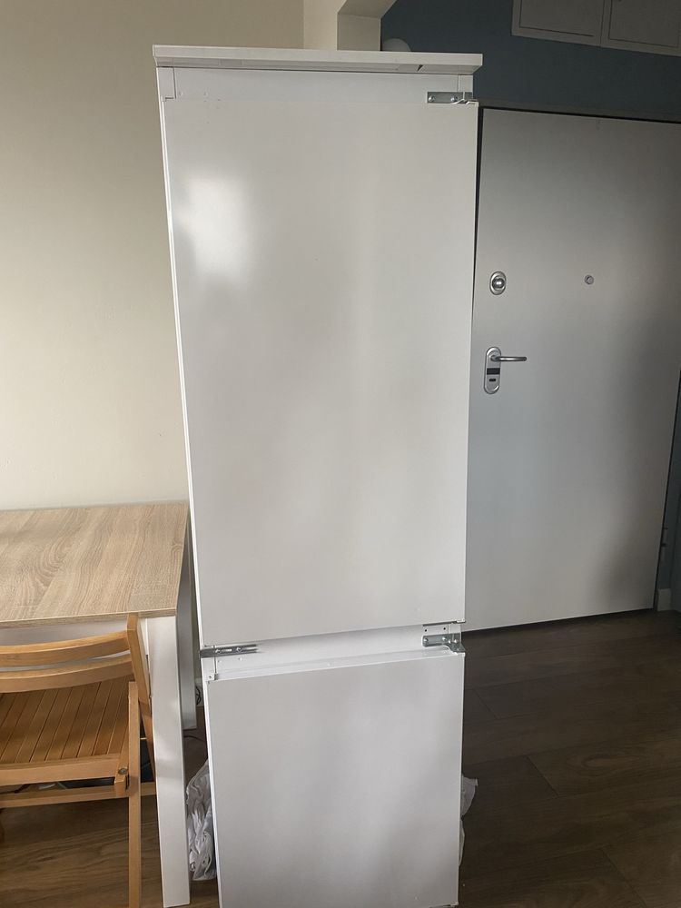 Lodówka do zabudowy Whirlpool